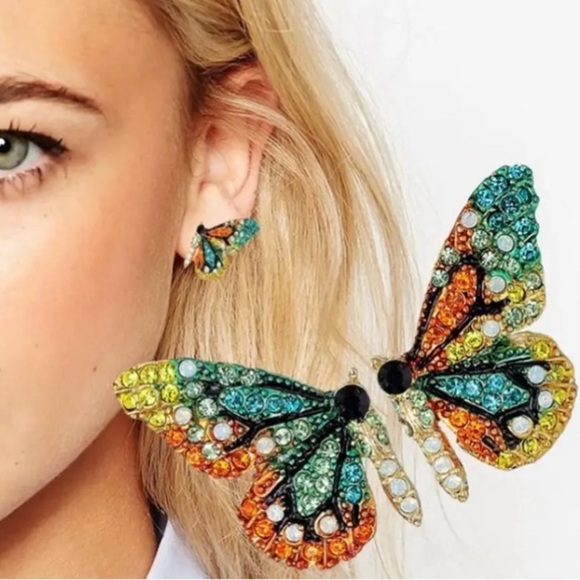 Betsey Johnson Jewelry - ✨Betsey Johnson Emmie Butterfly Earrings
